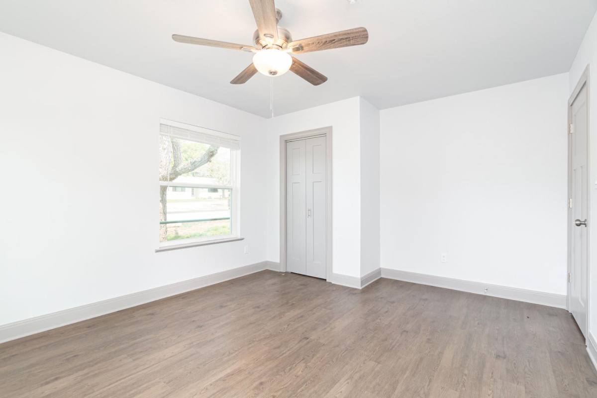 618 Live Oak St, Blanco, TX 78606 - Apartment for Rent - Image 5