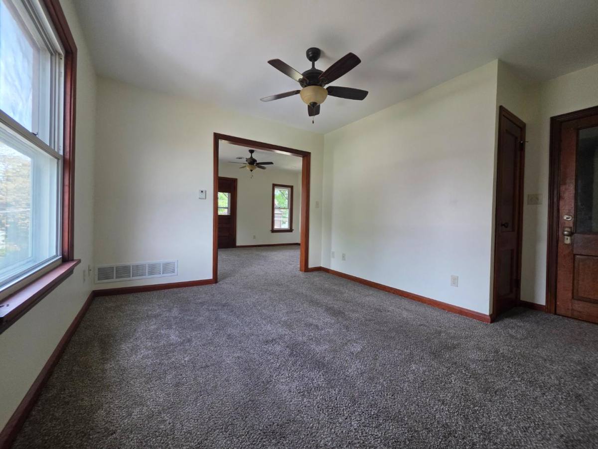 Apartment for rent at 152 8th St NW 1 2, Barberton, OH 44203