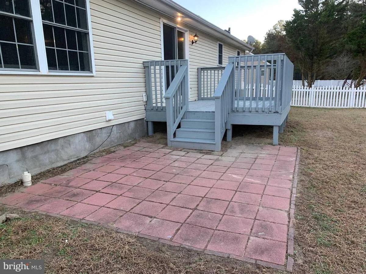 House for rent at 25900 Country Meadows Dr, Millsboro, DE 19966
