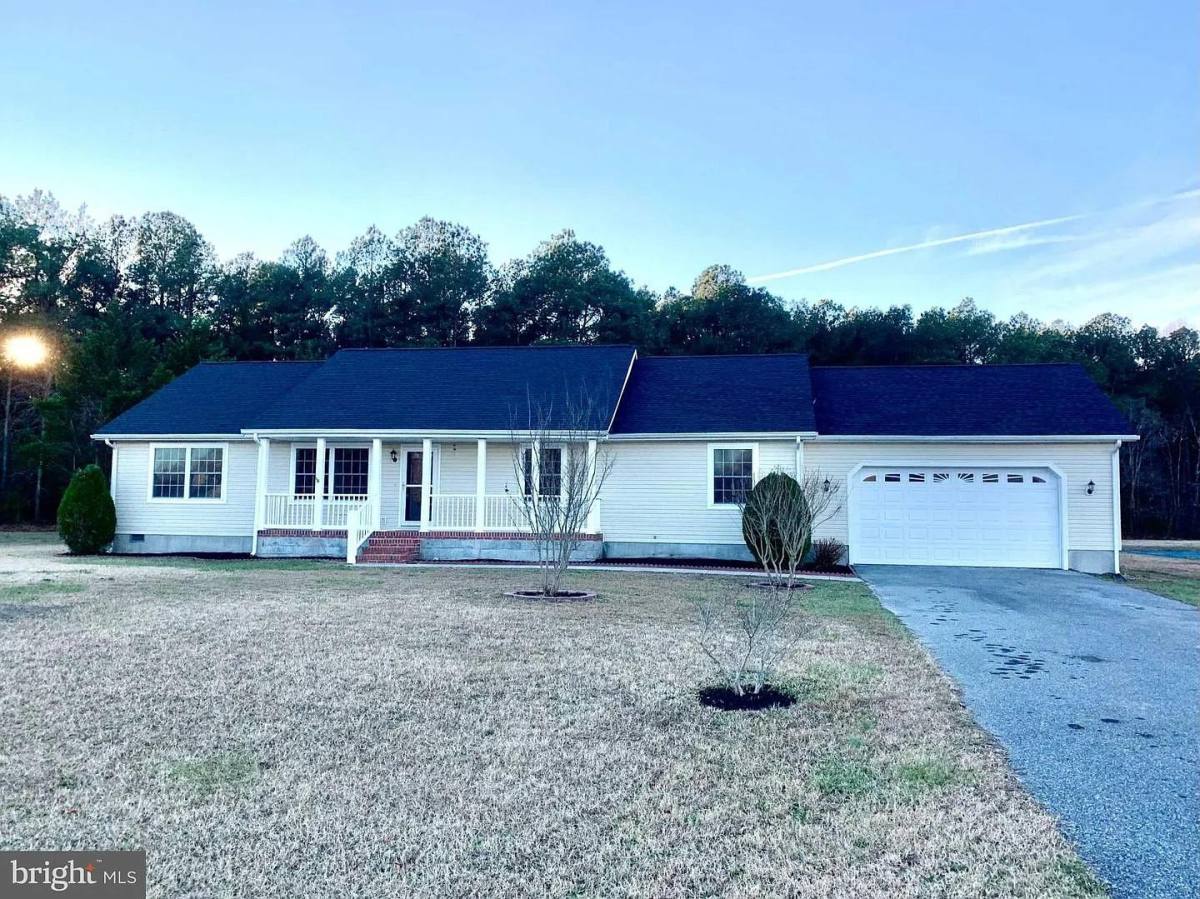 House for rent at 25900 Country Meadows Dr, Millsboro, DE 19966