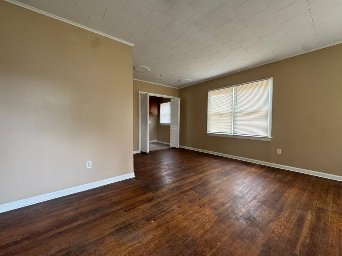 House for rent at 3481 Dunn Rd Ave, Memphis, TN 38111