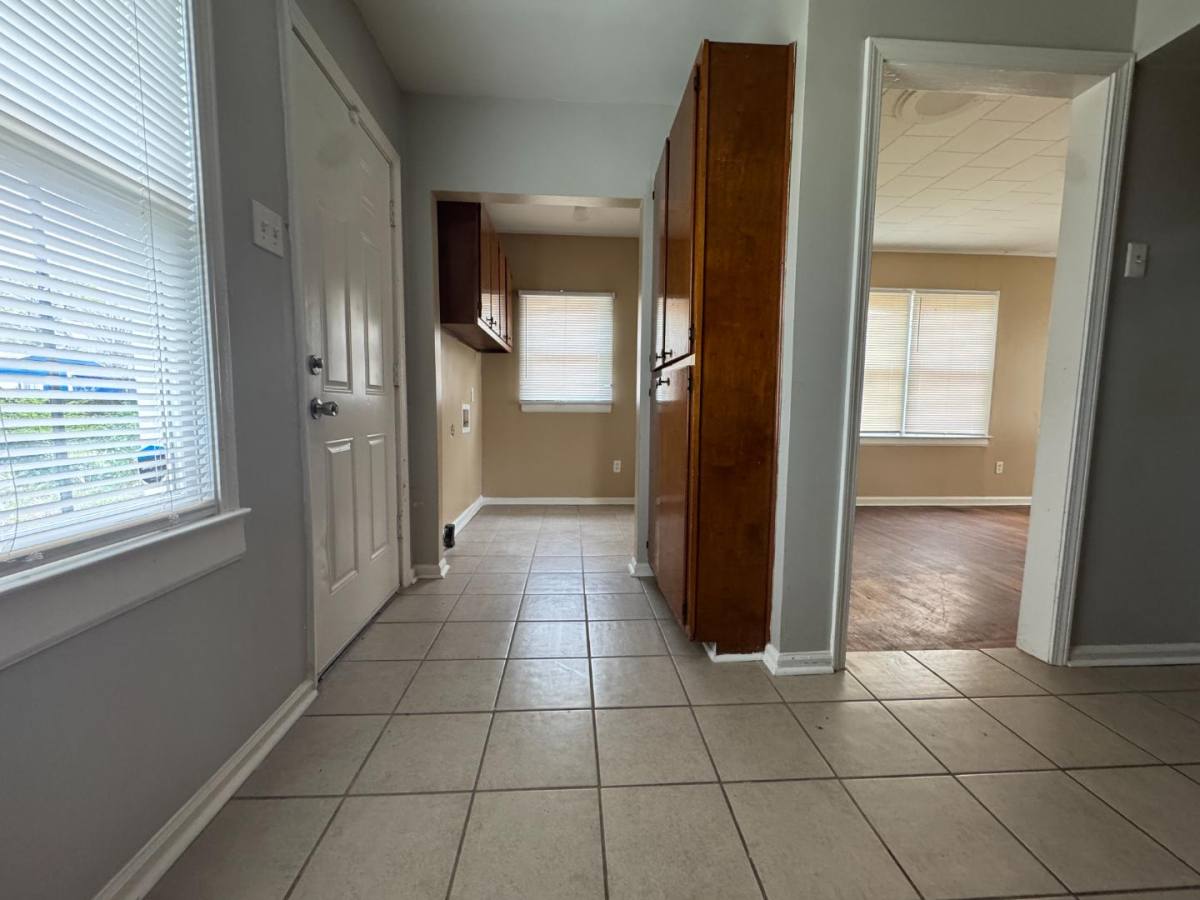 House for rent at 3481 Dunn Rd Ave, Memphis, TN 38111