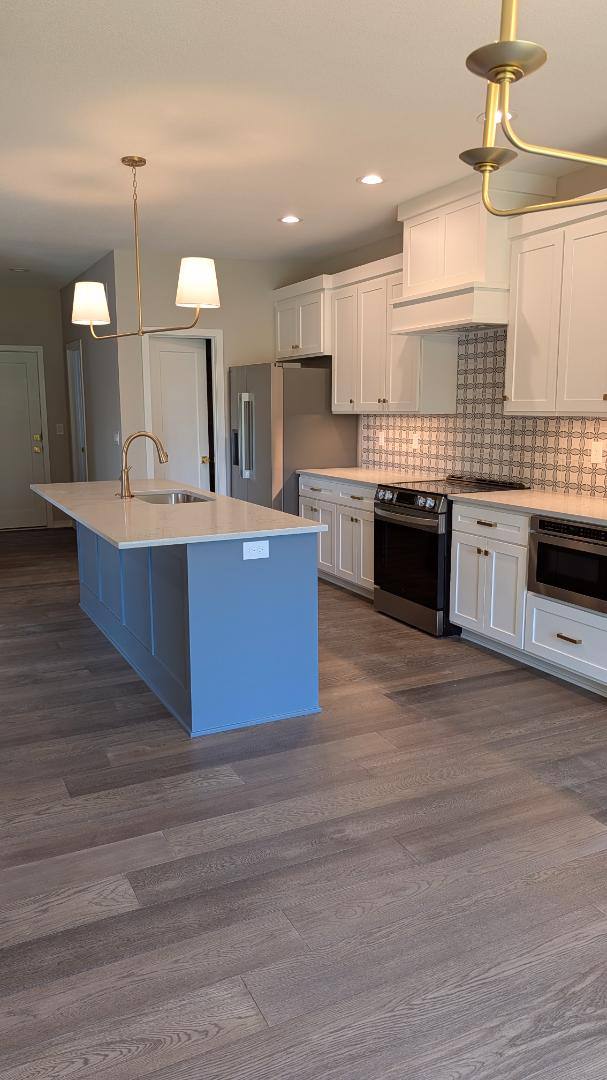 House for rent at 16653 Garnett St #FONTANA Xl, Overland Park, KS 66221