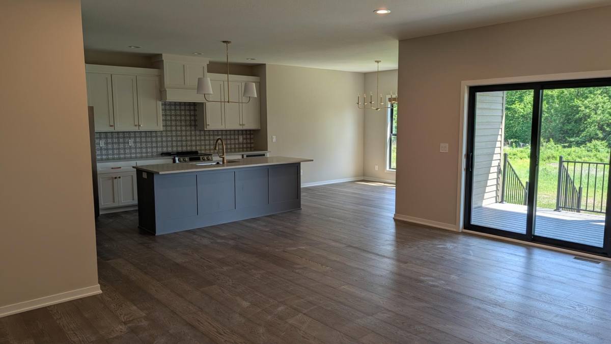 House for rent at 16653 Garnett St #FONTANA Xl, Overland Park, KS 66221