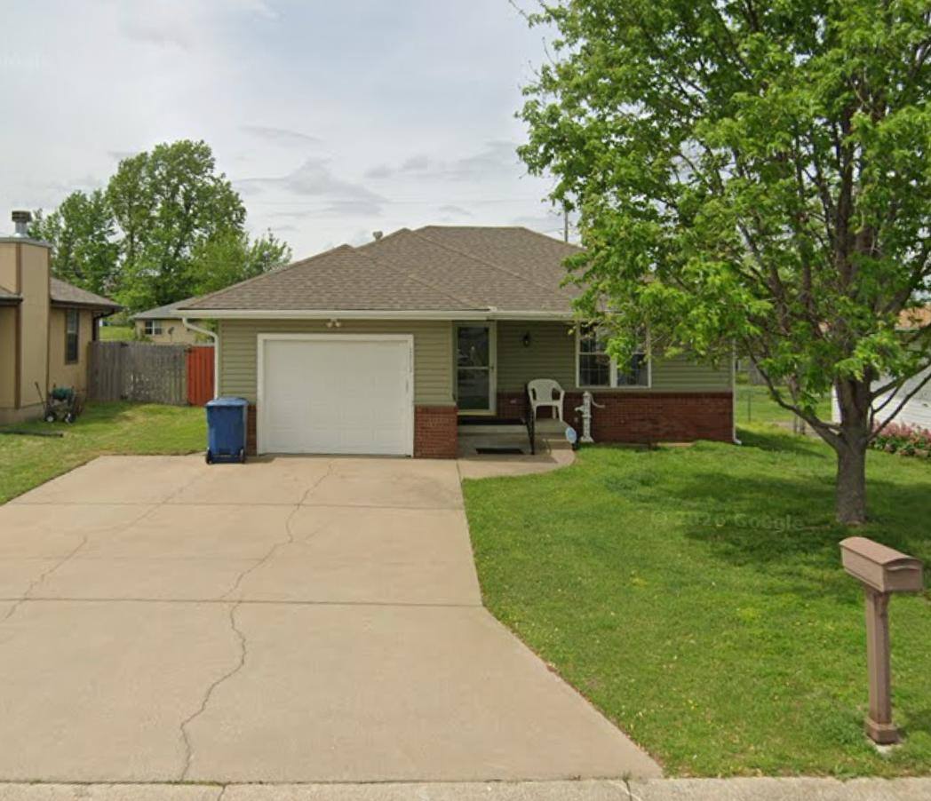 House for rent at 2212 S Highview Ave, Joplin, MO 64804