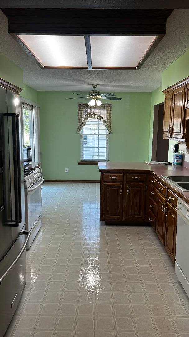 House for rent at 2212 S Highview Ave, Joplin, MO 64804