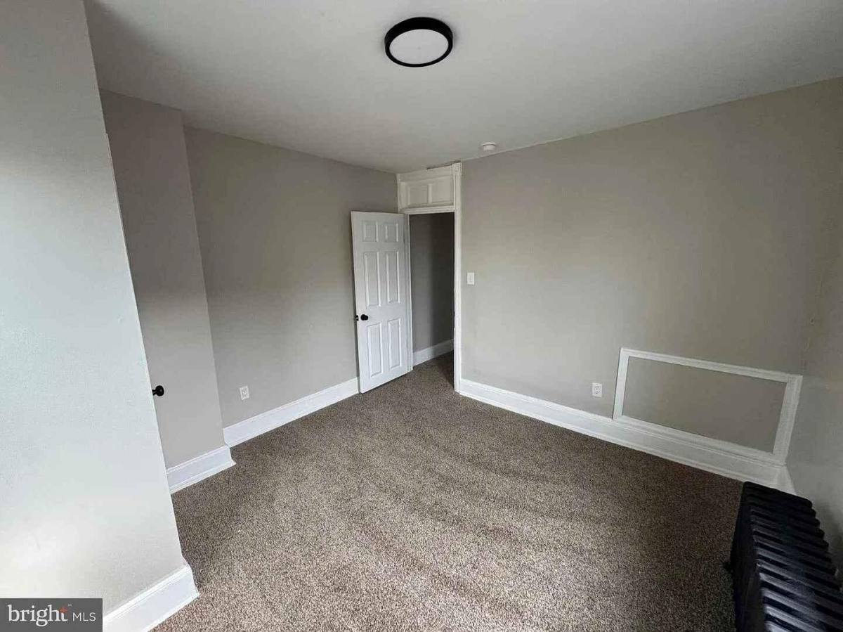 Townhouse for rent at 517 Delamore Place, Wilmington, DE 19805