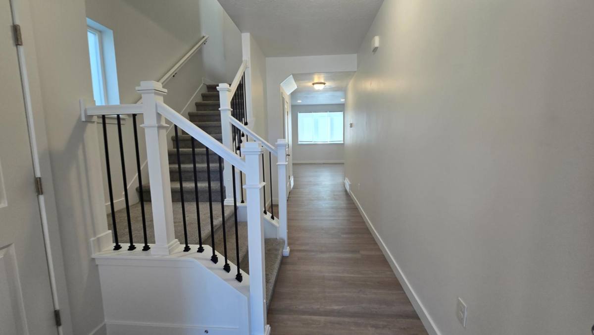 House for rent at 924 W Independence Way, Saratoga Springs, UT 84045