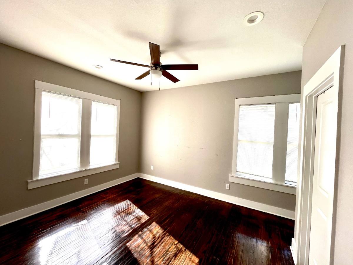 House for rent at 1013 N Palmetto Ave, San Antonio, TX 78202