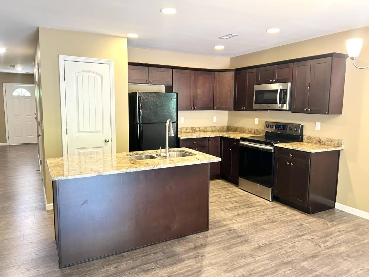 Apartment for rent at 120 Dogwood Lane, Duncan, SC 29334