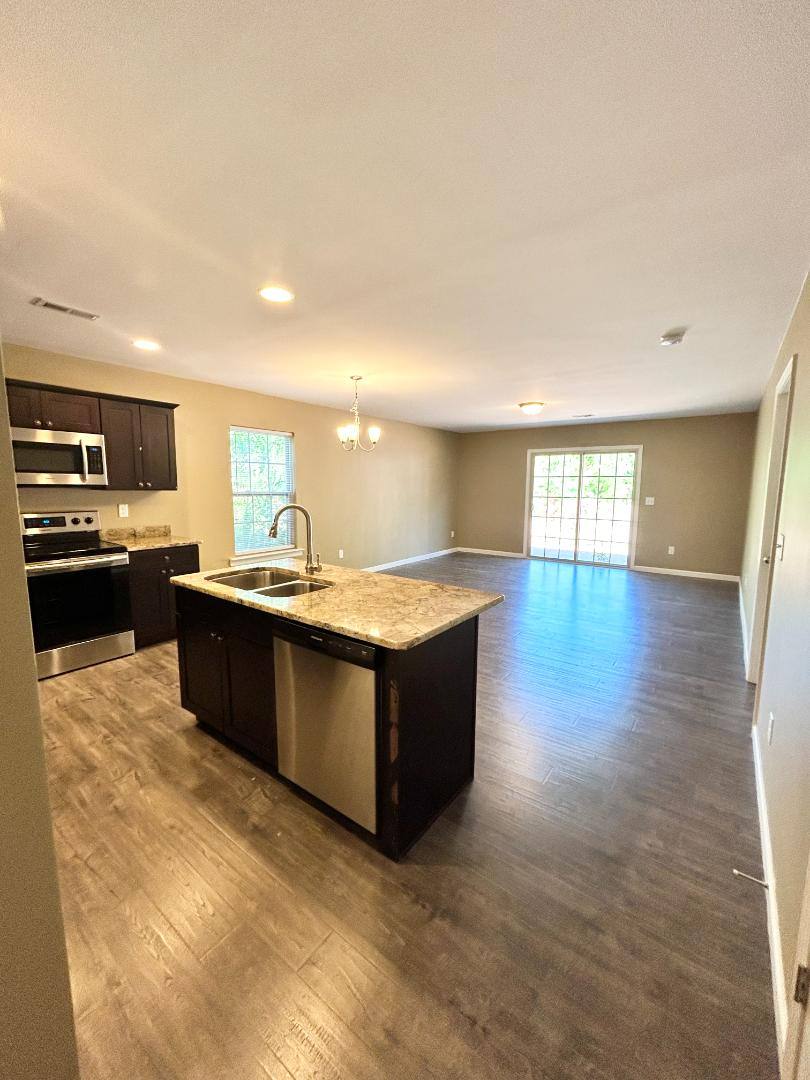 Apartment for rent at 120 Dogwood Lane, Duncan, SC 29334