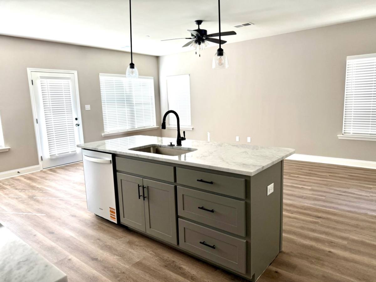 House for rent at 4396 Parkcrest Dr #18, Horn Lake, MS 38637