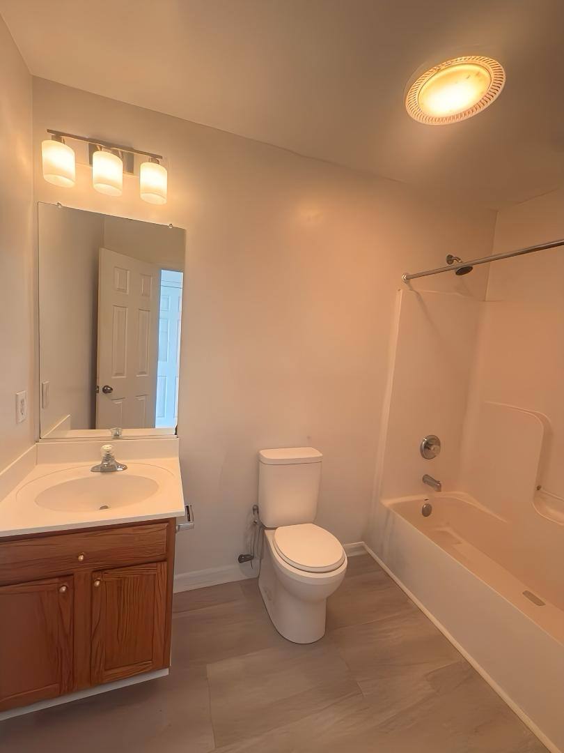 Townhouse for rent at 986 Aztec Dr, Martinsburg, WV 25405