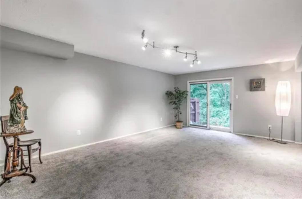 Condo for rent at 252 Glandore Dr, Ballwin, MO 63021