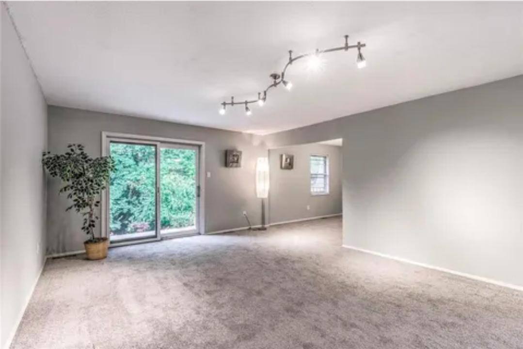 Condo for rent at 252 Glandore Dr, Ballwin, MO 63021