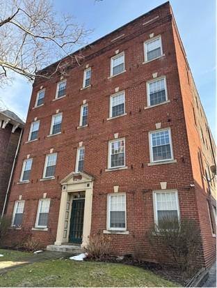 Apartment for rent at 2646 Mayfield Rd #1, Cleveland, OH 44106