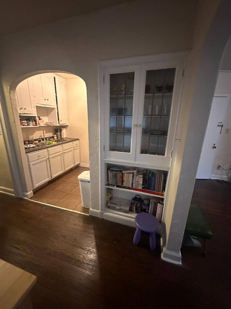 Apartment for rent at 2646 Mayfield Rd #1, Cleveland, OH 44106