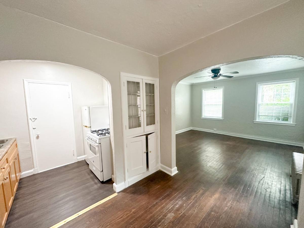 Apartment for rent at 2646 Mayfield Rd #1, Cleveland, OH 44106