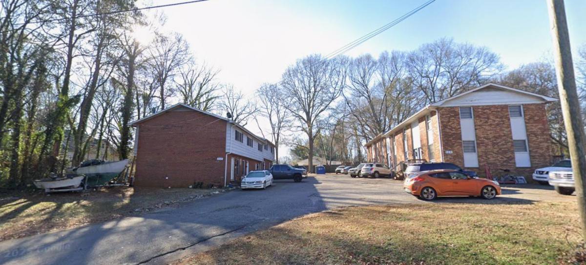 Apartment for rent at 227 W Glendale Ave #4, Mount Holly, NC 28120