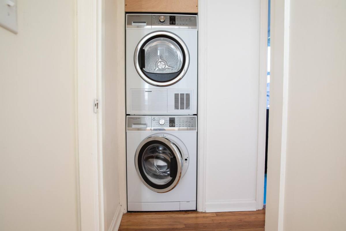 Apartment for rent at 2005 NE Prescott St #3, Portland, OR 97211