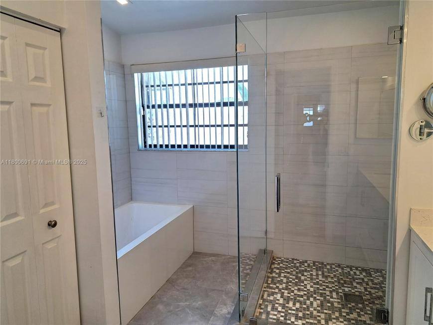 Townhouse for rent at 3535 Magellan Circle #525, Miami, FL 33180