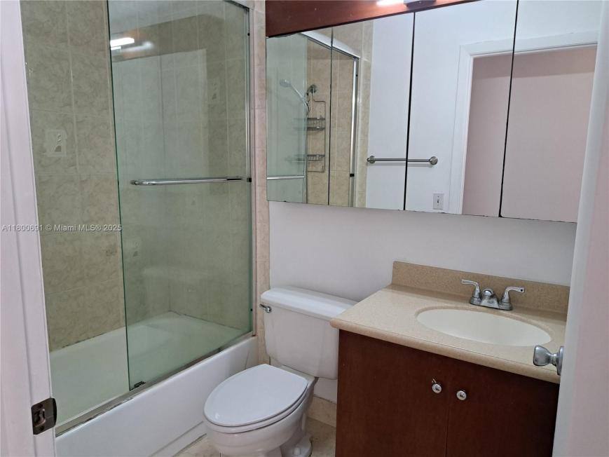 Townhouse for rent at 3535 Magellan Circle #525, Miami, FL 33180