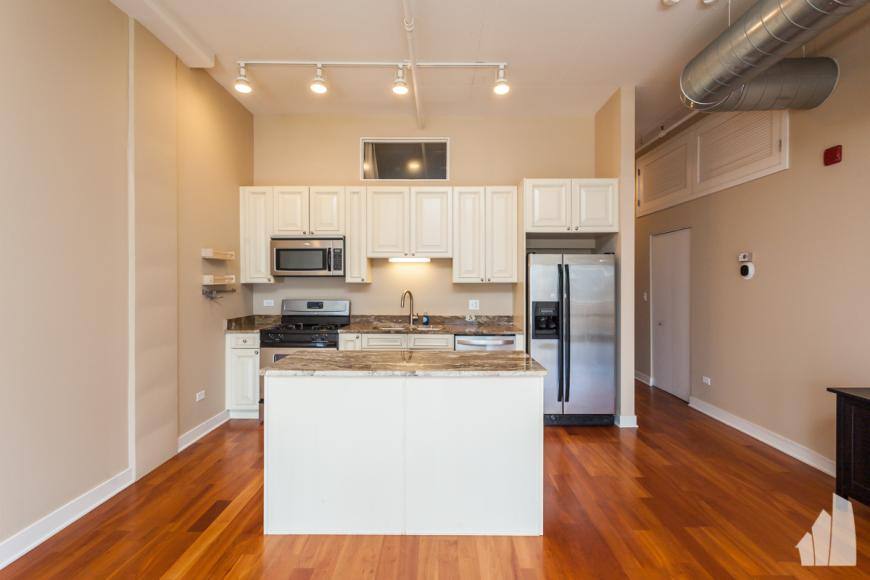 Condo for rent at 740 W Fulton St #1209, Chicago, IL 60661