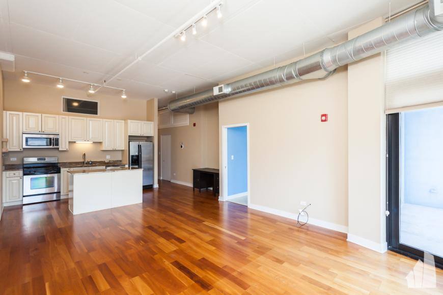Condo for rent at 740 W Fulton St #1209, Chicago, IL 60661