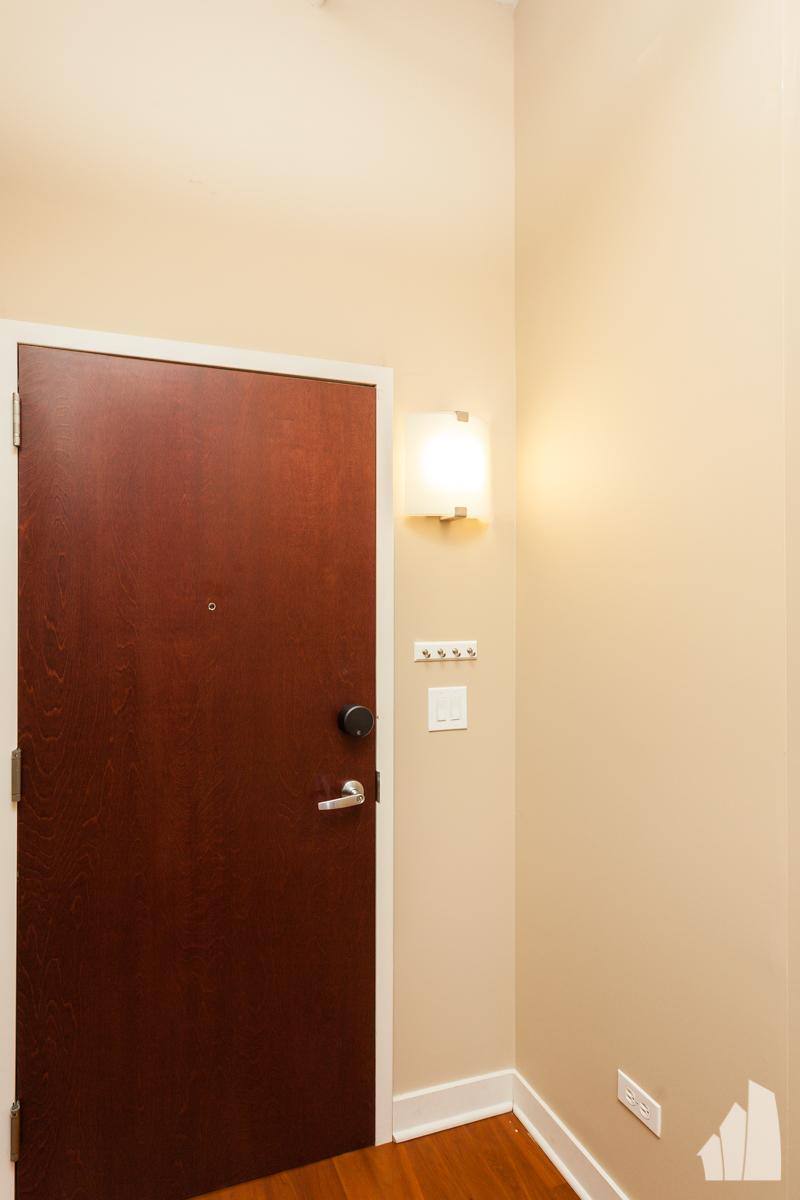 Condo for rent at 740 W Fulton St #1209, Chicago, IL 60661
