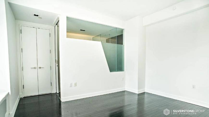 Apartment for rent at 123 Washington St #37H, New York, NY 10006