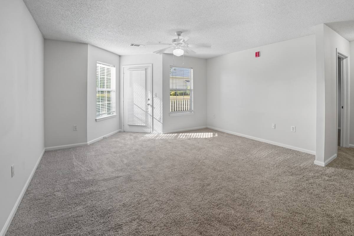 Apartment for rent at Crescent Pointe, 1500 S Oak St, Seneca, SC 29678
