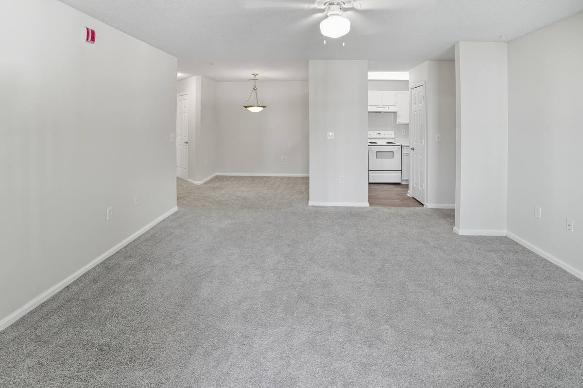 Apartment for rent at Crescent Pointe, 1500 S Oak St, Seneca, SC 29678
