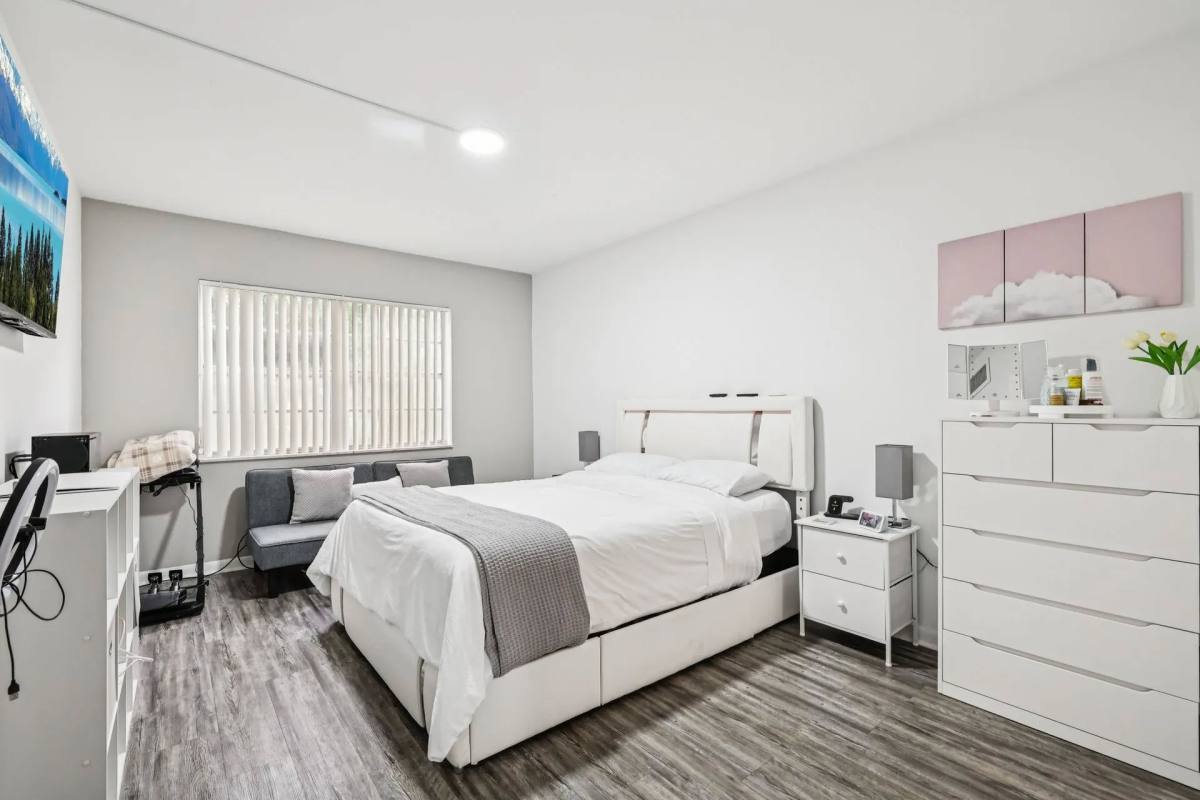 Apartment for rent at Luna at Hollywood, 3600 Van Buren St, Hollywood, FL 33021