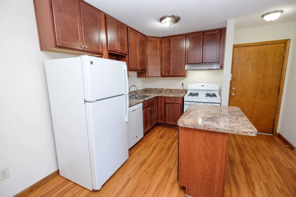 Apartment for rent at Dupont Ave 3040, 3040 Dupont Ave S #1, Minneapolis, MN 55408