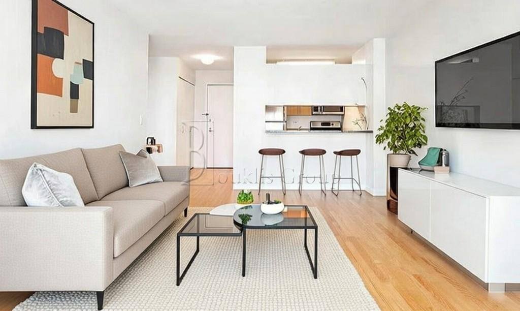 Apartment for rent at 2 Platt St #3302, New York, NY 10038