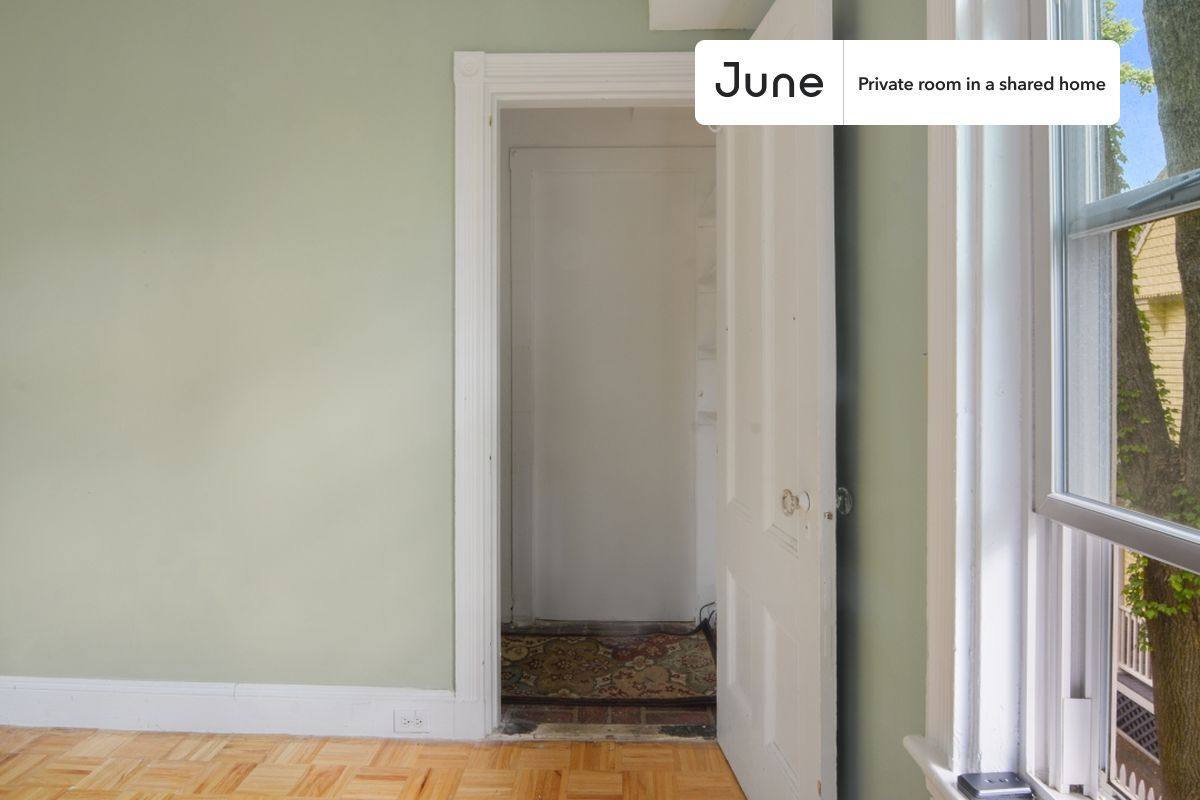 Apartment for rent at 19 Putnam Ave, Cambridge, MA 02139