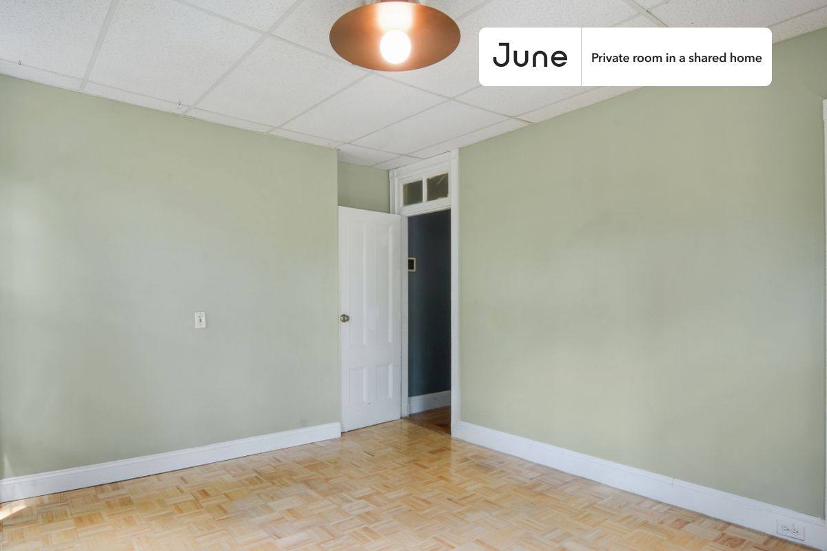 Apartment for rent at 19 Putnam Ave, Cambridge, MA 02139