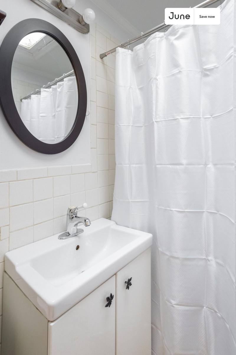 Apartment for rent at 1443 Parkwood Place NW #2F, Washington, DC 20010