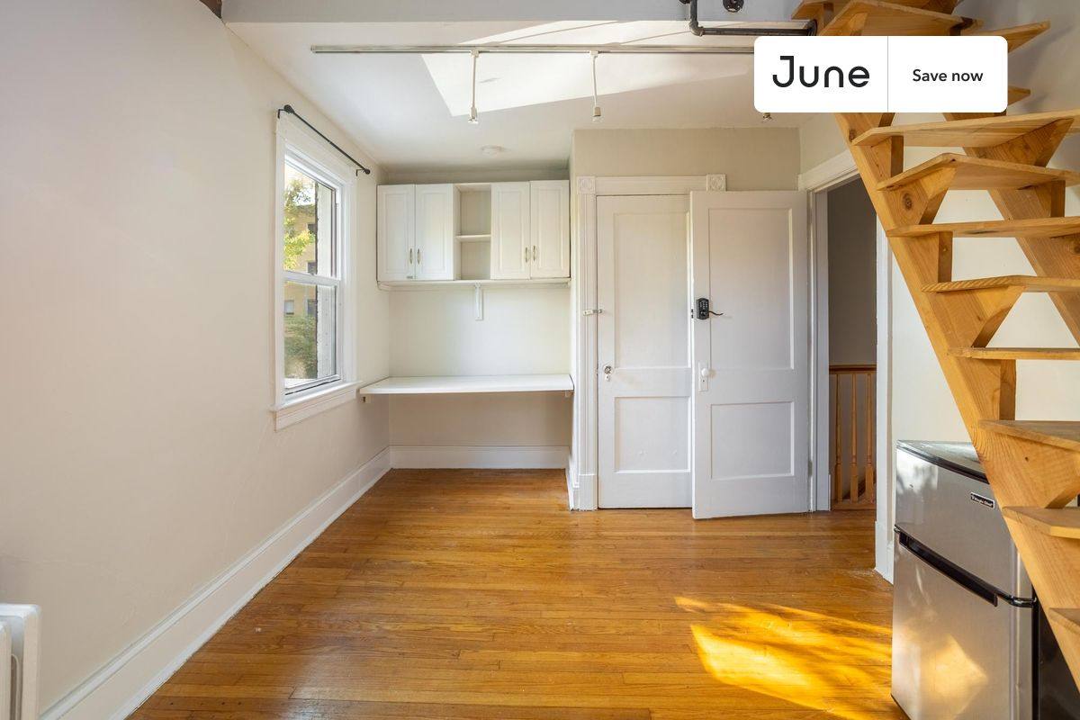 Apartment for rent at 1443 Parkwood Place NW #2F, Washington, DC 20010