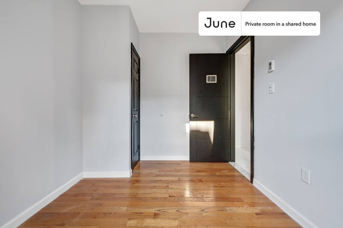 Apartment for rent at 225 W 109th St #B, New York, NY 10025