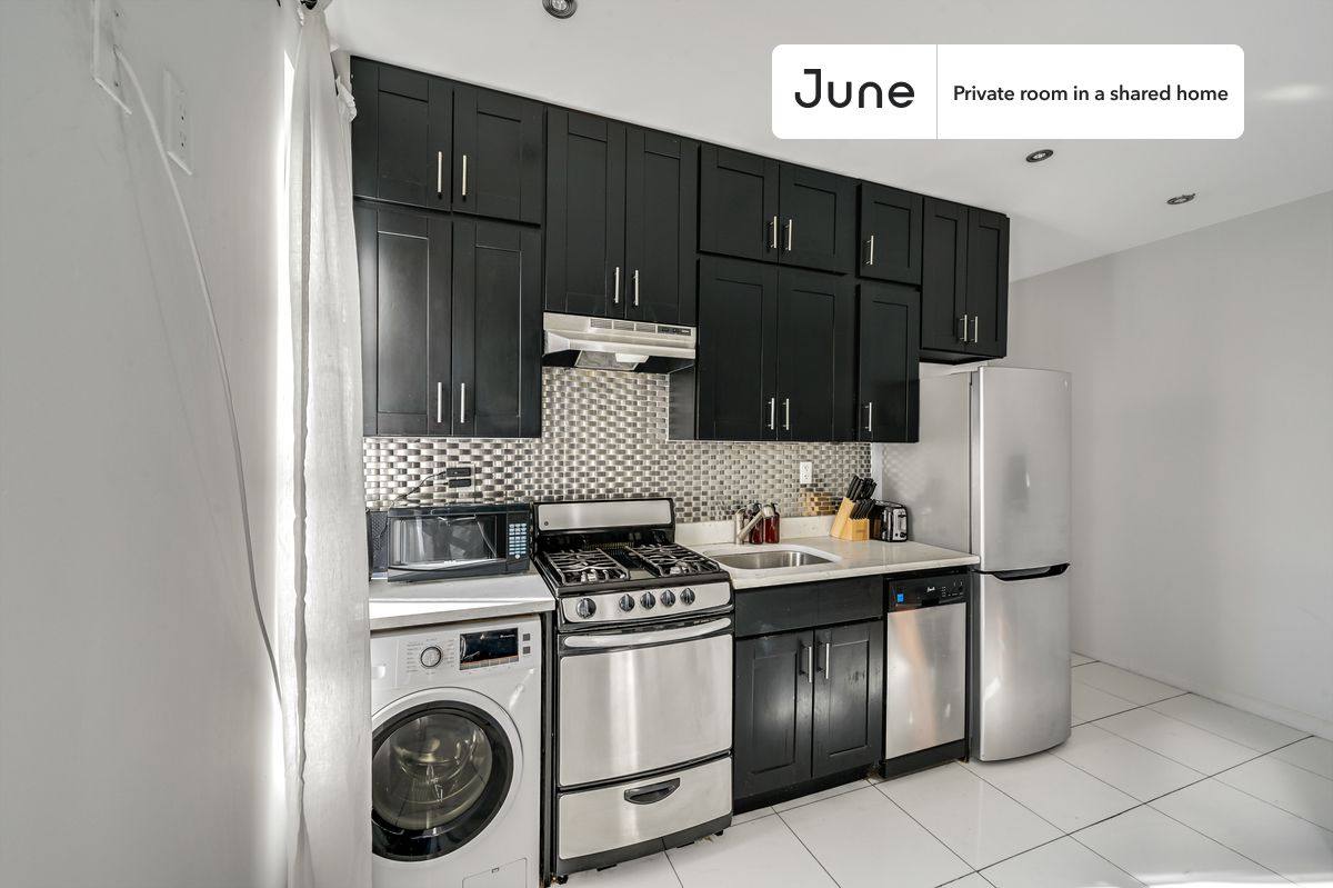 Apartment for rent at 225 W 109th St #B, New York, NY 10025