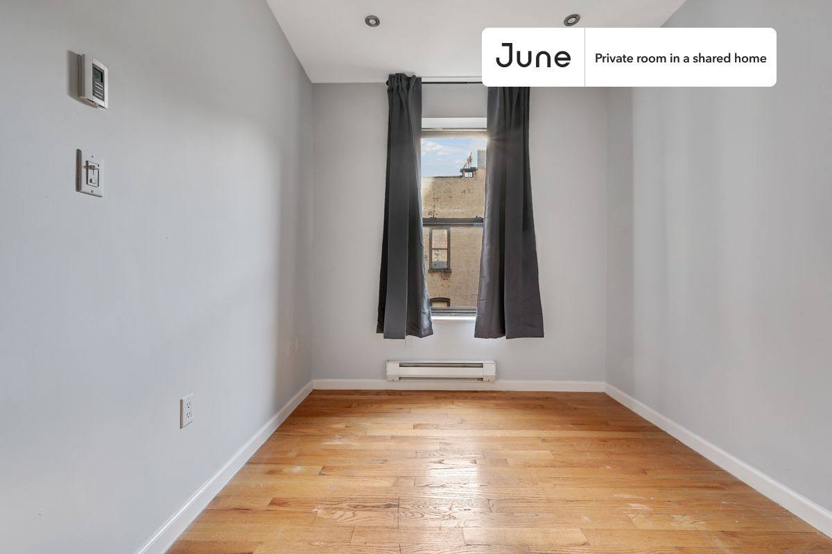 Apartment for rent at 225 W 109th St #B, New York, NY 10025