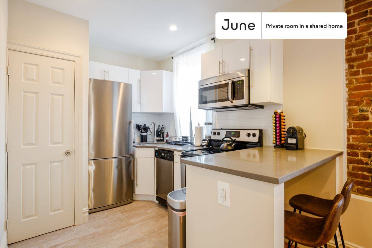 Apartment for rent at 941 Columbus Ave #B, New York, NY 10025