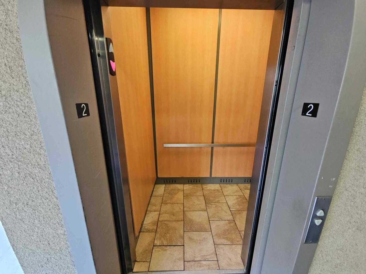 Apartment for rent at 3265 Sawtelle Blvd #203, Los Angeles, CA 90066