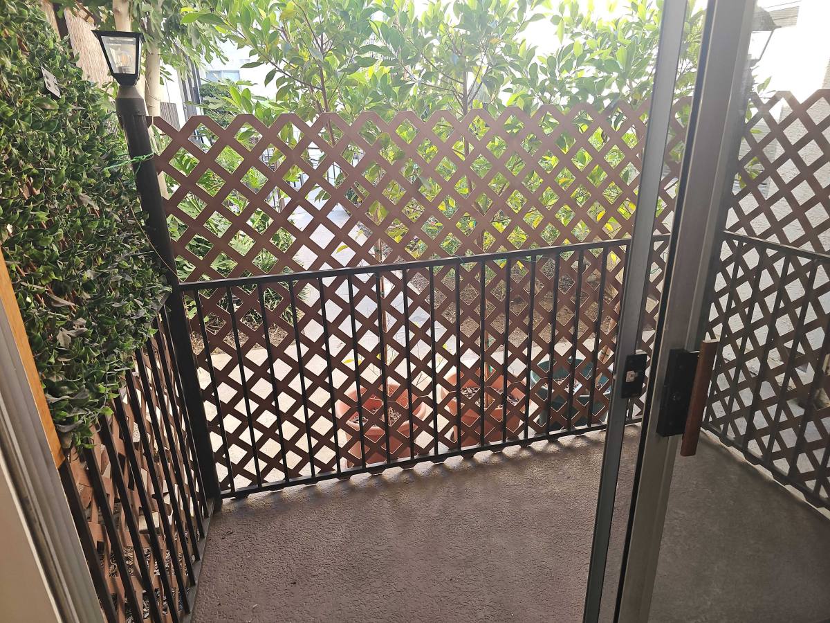 Apartment for rent at 5055 Woodman Ave #104, Sherman Oaks, CA 91423
