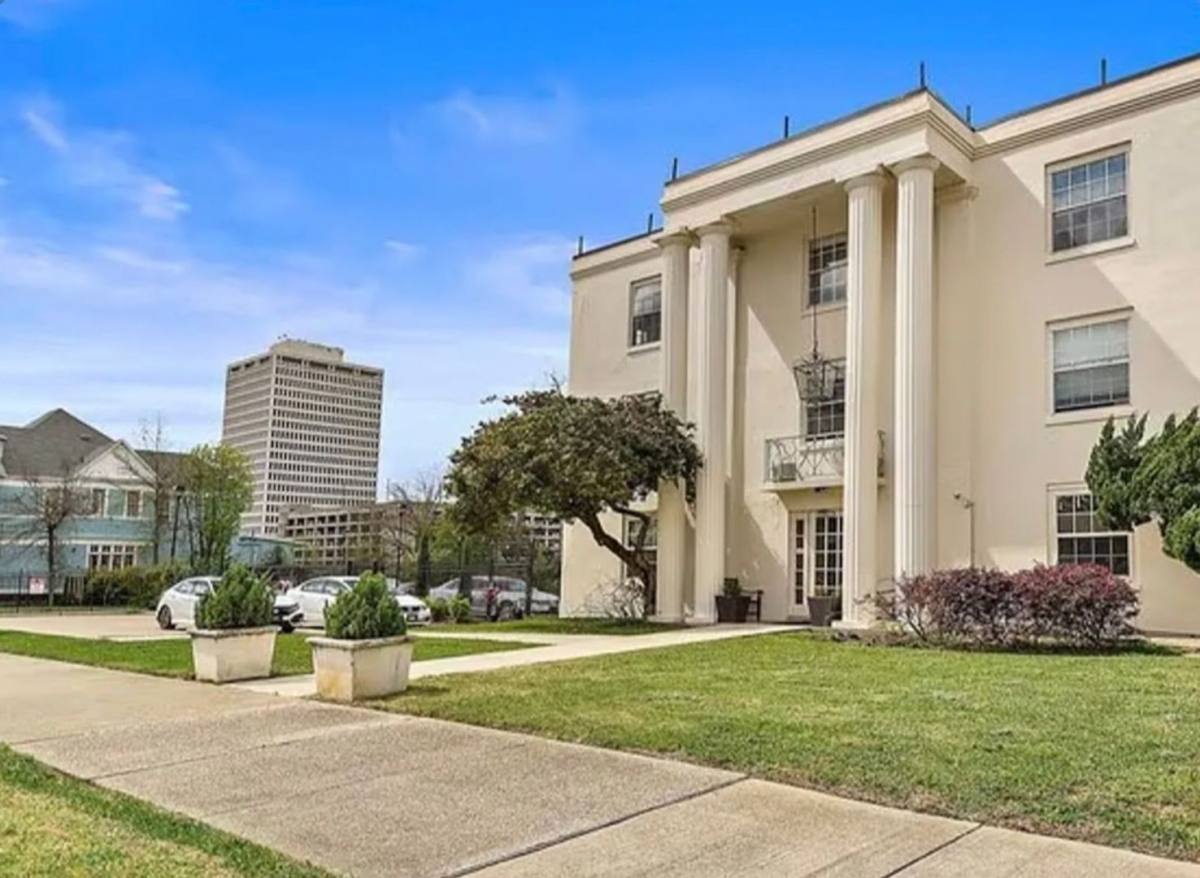 Apartment for rent at 721 N State St, Jackson, MS 39202