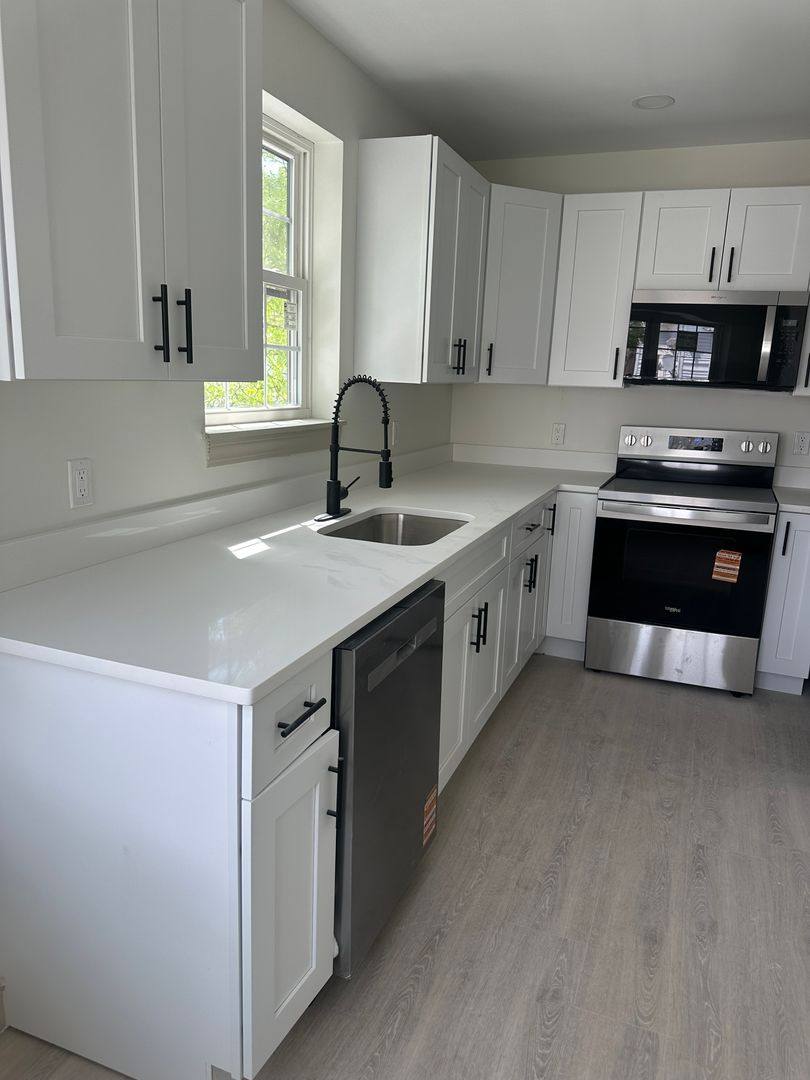Apartment for rent at 531 Smith St, Providence, RI 02908
