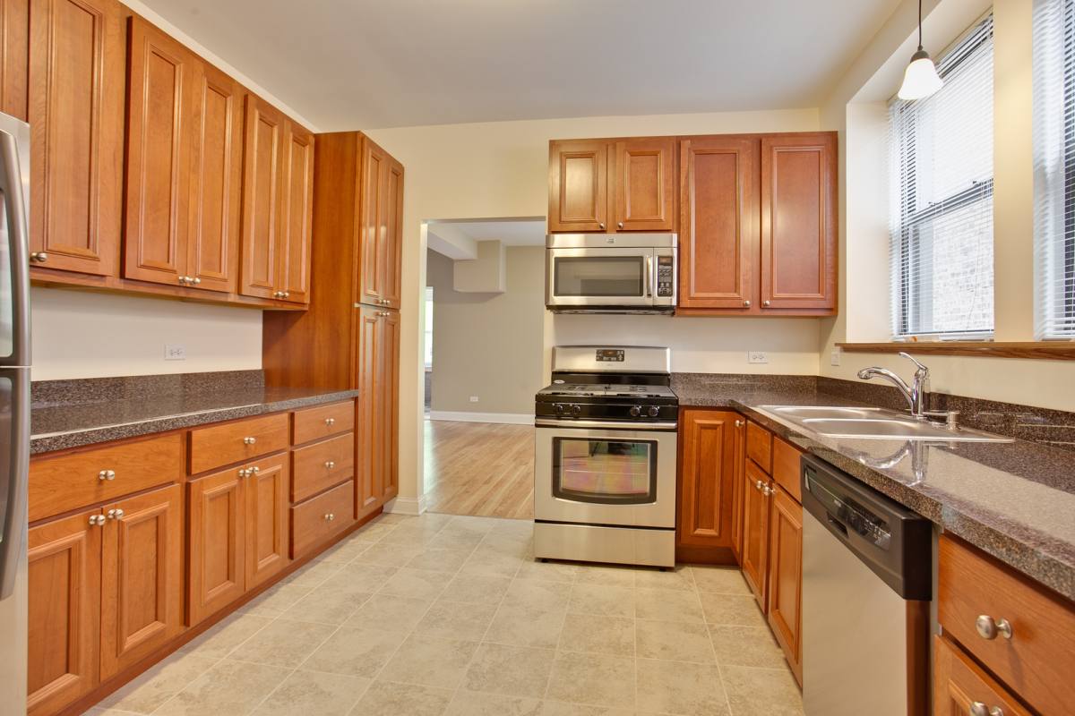 Apartment for rent at 5419 S Hyde Park Blvd, Chicago, IL 60615