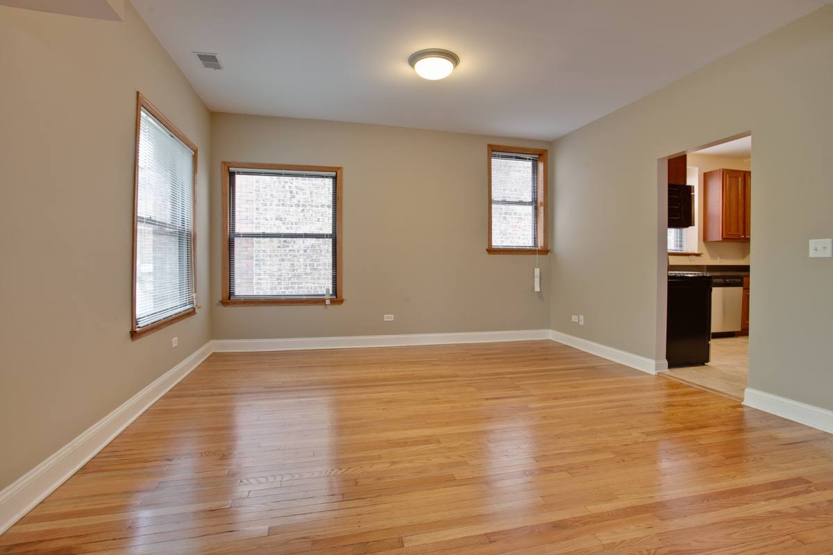 Apartment for rent at 5419 S Hyde Park Blvd, Chicago, IL 60615