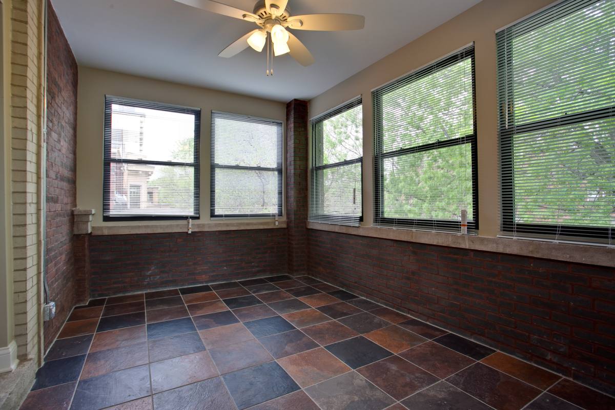 Apartment for rent at 5419 S Hyde Park Blvd, Chicago, IL 60615
